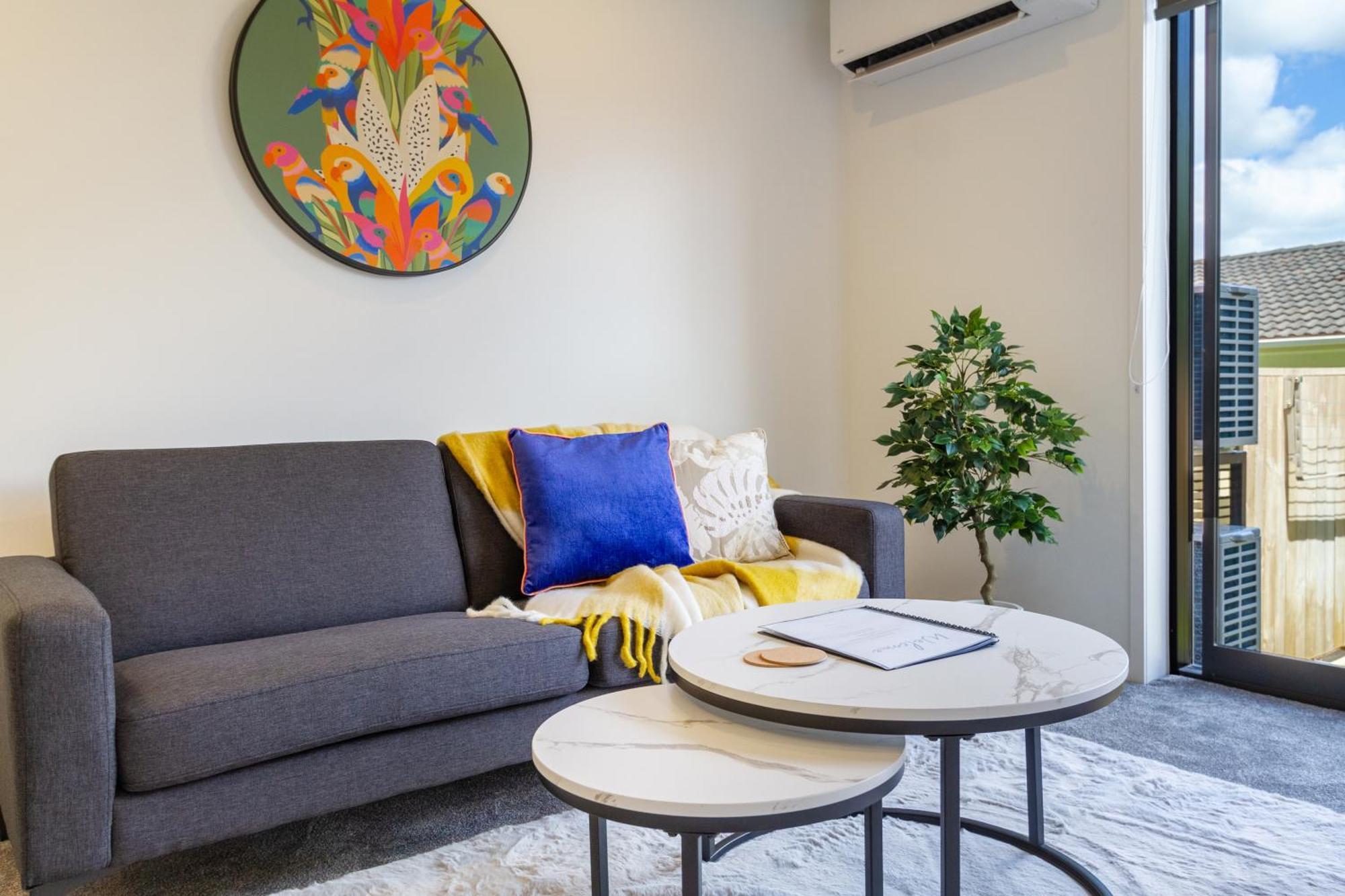 奥克兰Conveniently Located 2Br Townhouse In West Akl公寓 外观 照片